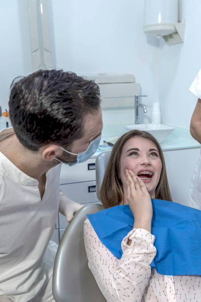 Best Walk-In Emergency Dental Services in Violet, LA